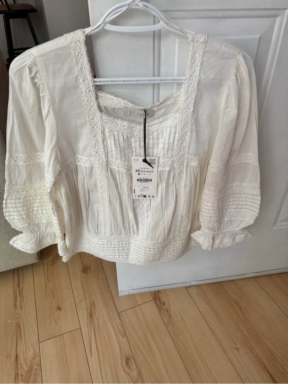 Zara puff sleeve blouse